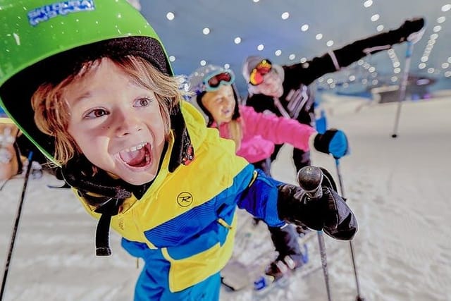 one-day-ski-dubai-with-snow-plus-tickets-in-the-mall-of-emirates_1